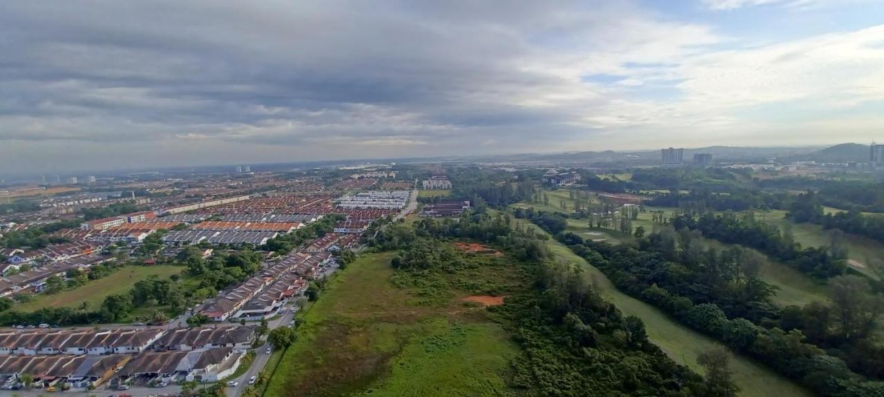 Modern Lifestyle Arc Austin Hills Johor Bahru Exterior foto